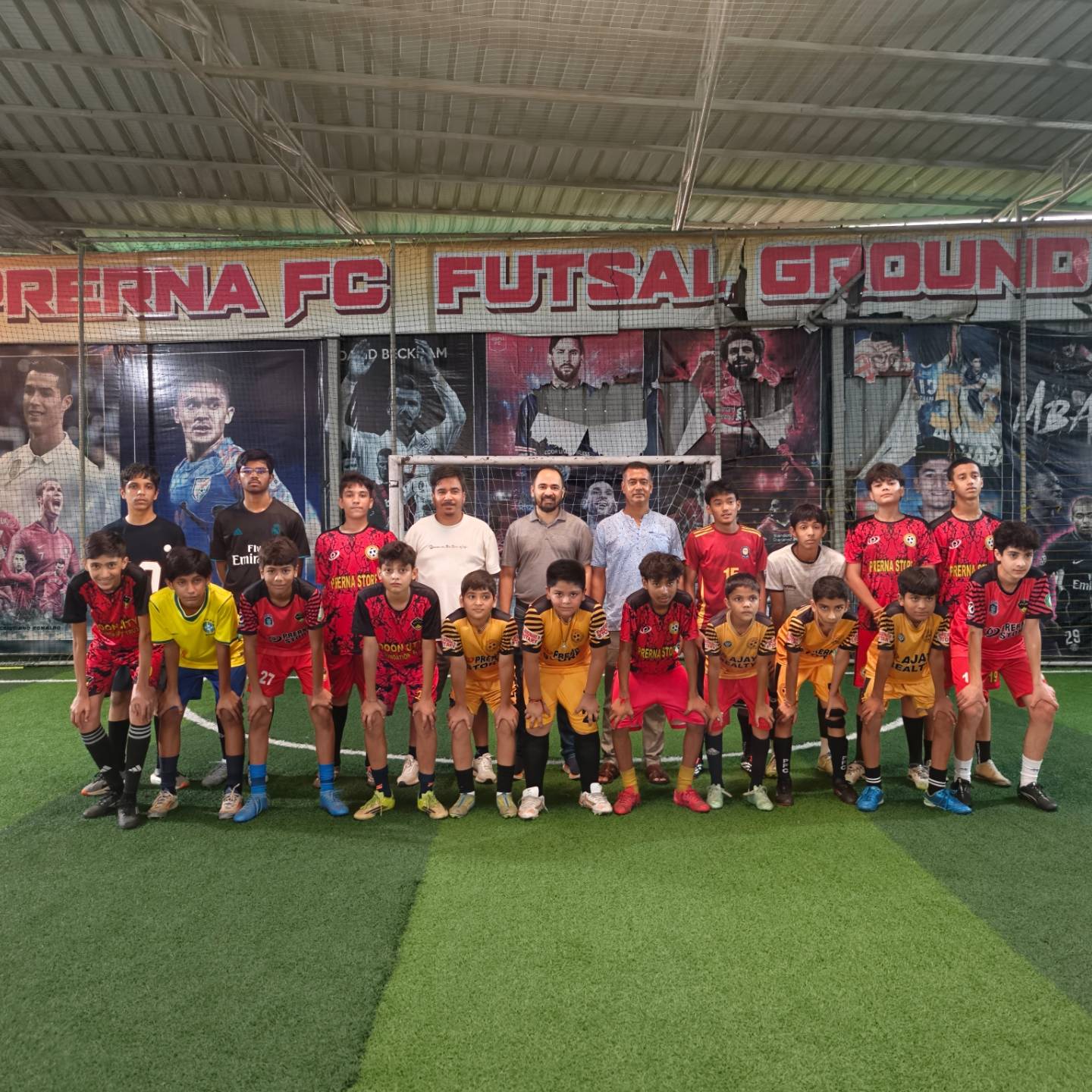 Udit Handa with Doon City FC players during his first interaction as club president